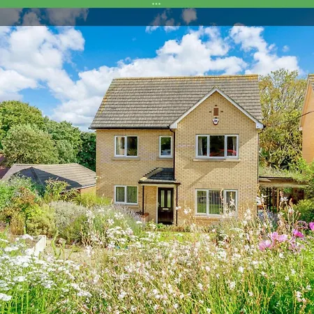 Holiday home Orchard House